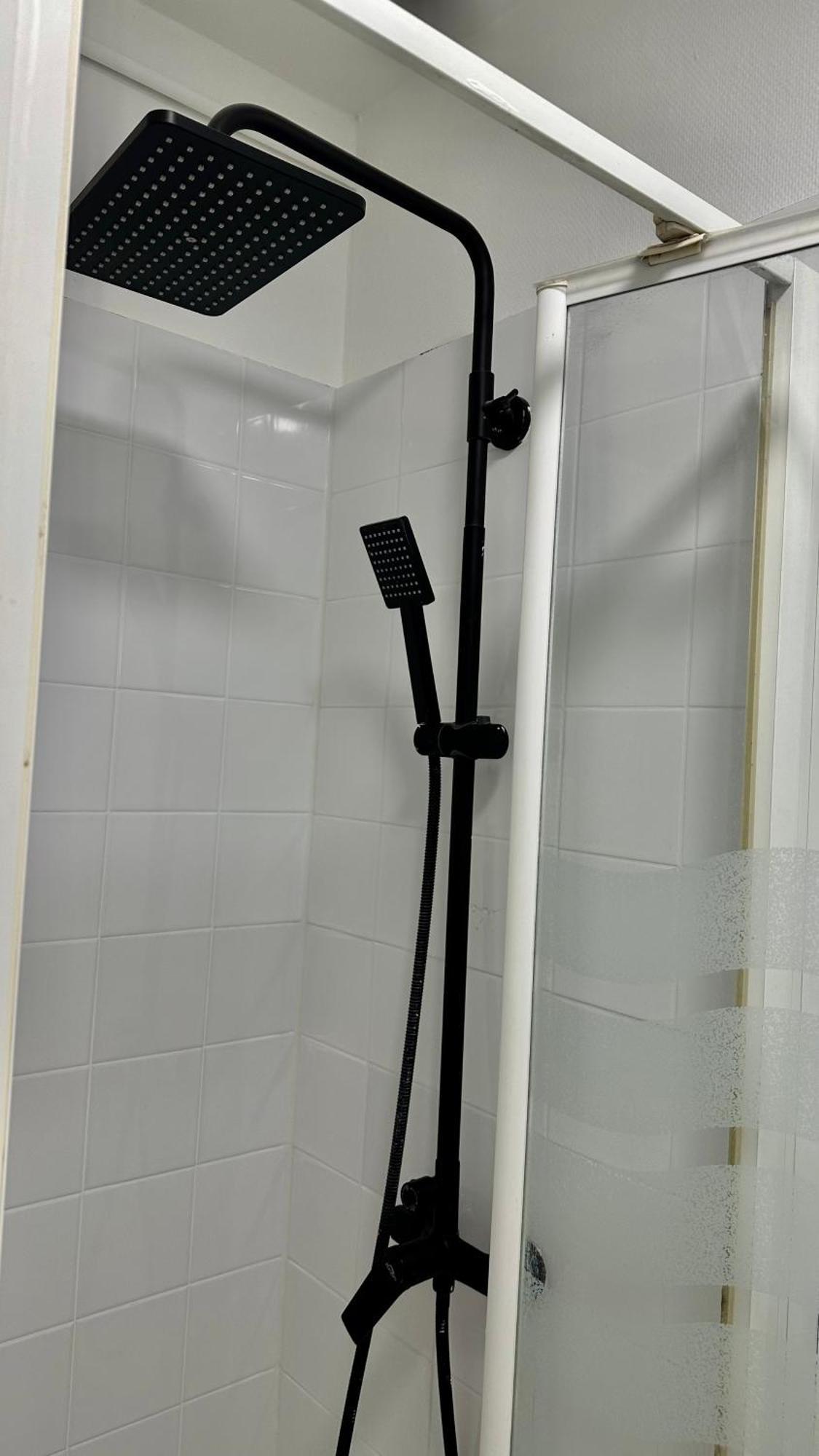 Le Bord De La Loire - Chambre Avec Salle De Bains Commune Нант Экстерьер фото